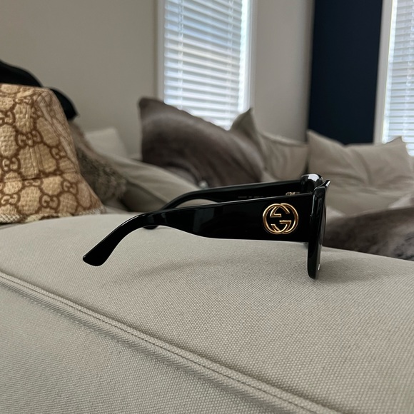 Gucci oversized sunglasses main image 13